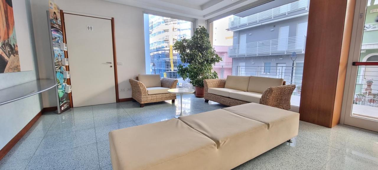Residence Adriatico Габичче-Маре Экстерьер фото